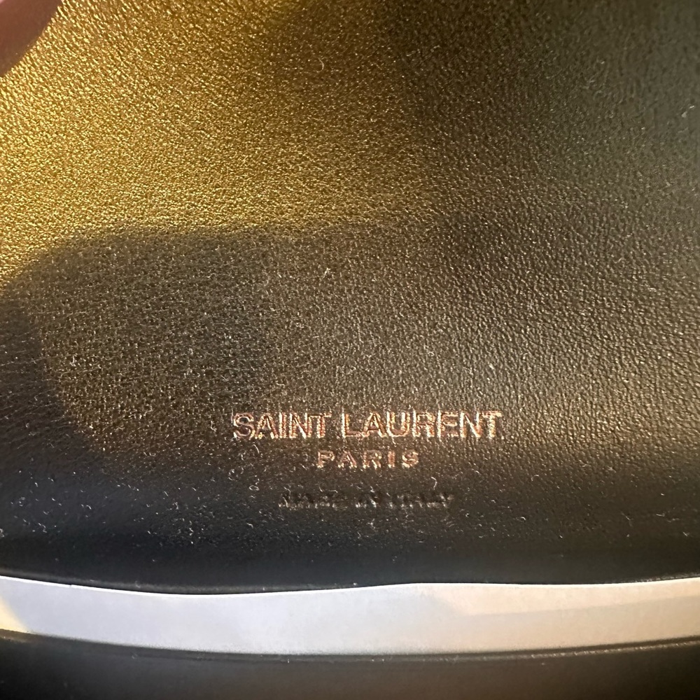 💥💥💥SOLD💥💥💥YSL wallet - Picture 9 of 13